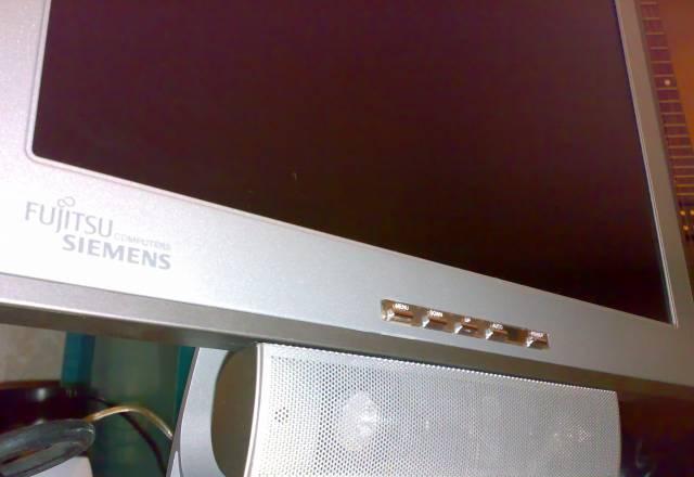 17" монитор Fujitsu Siemens S7 Москва