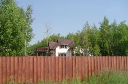 Продается  дом 330 кв.м., учас Москва