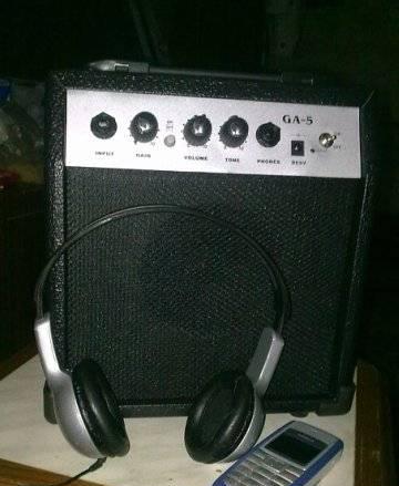 Портативные комбики на батарейках. 1-5 Вт Москва