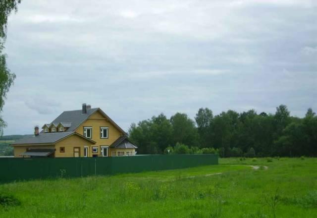 Участок в заповеднике с дубами Москва