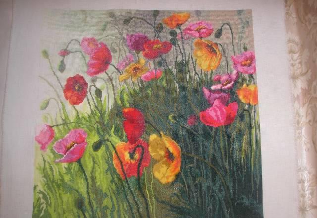 Вышитая картина "Маковое поле" Москва