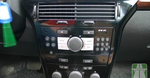 Штатное головное устройство CD30 mp3 Opel Astra Санкт-Петербург