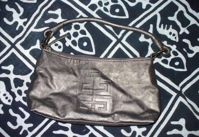 Сумочка Givenchy Москва