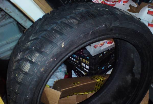 1 зимняя резина DUNLOP 225/40/R18 88H 3M Москва