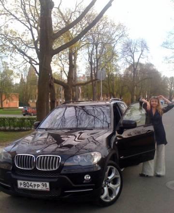 Меняю автомобиль иили + кв на квартиру С-Пб Санкт-Петербург