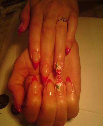 Наращивание ногтей Москва