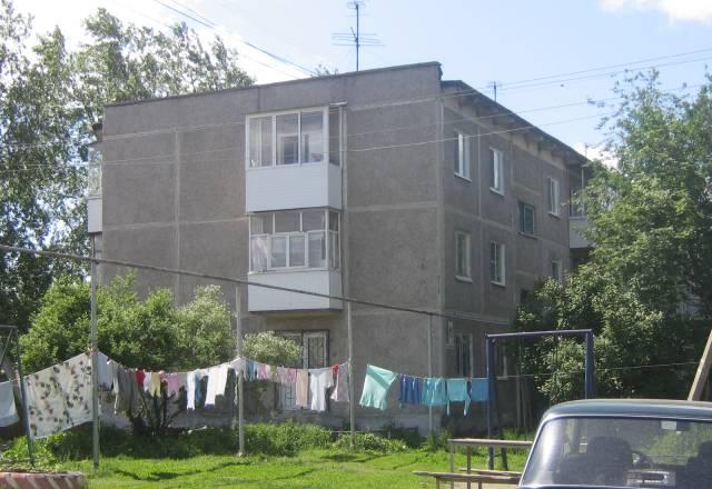 1-к квартира брежневка Первоуральск