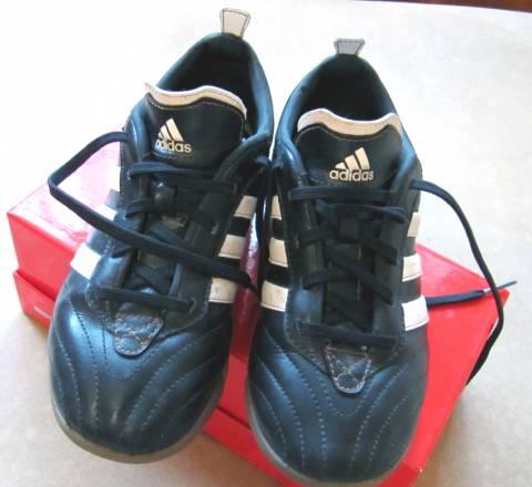 Бутсы Adidas, р.32 Москва