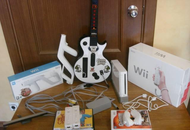 Продаю Wii + GH3 с гитарой + Wii Zapper Москва
