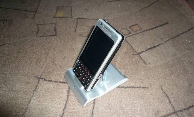 Sony Ericsson P1i Москва