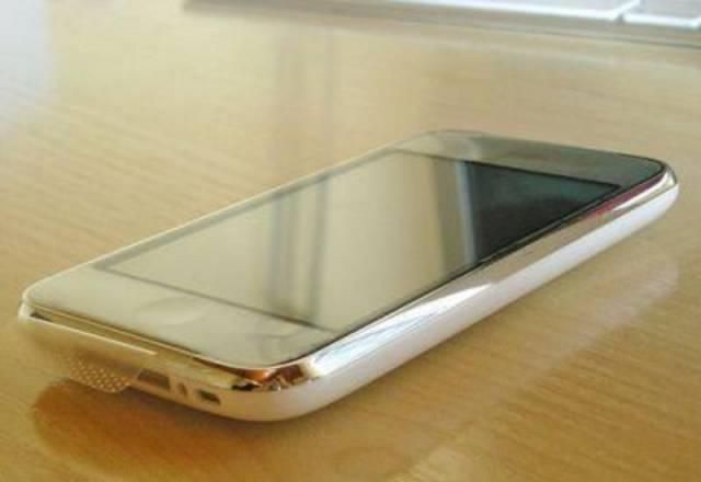 Apple iPhone 3GS 32Gb Москва