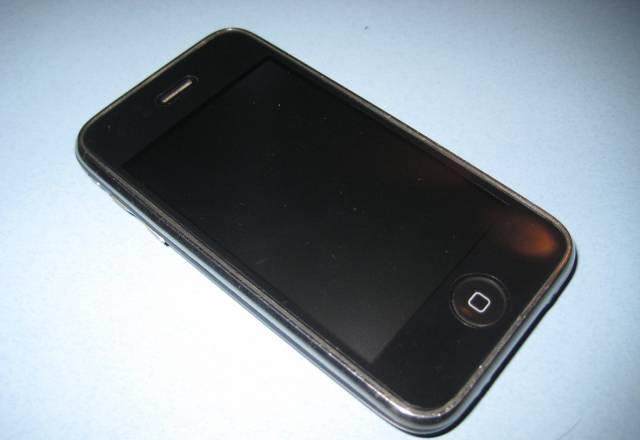 Apple iPhone 3GS 32Gb white Москва