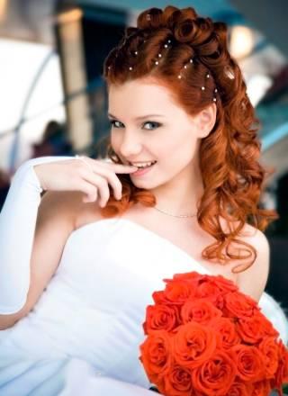 Вечерние и свадебные прически. выпускной Москва