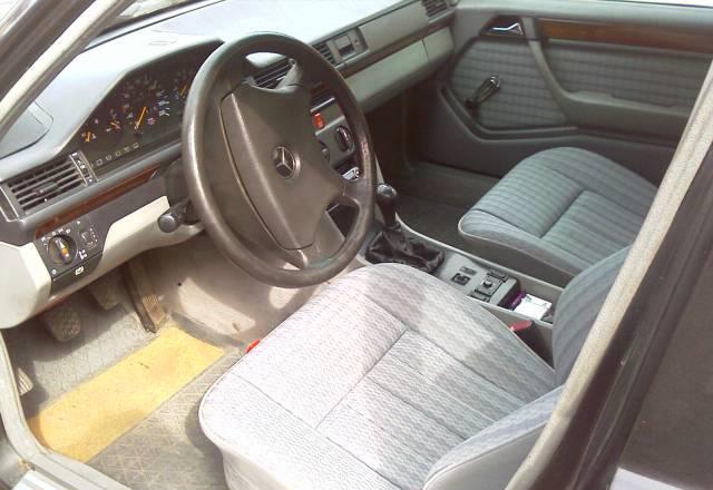 Mercedes 230, 1992(w124) Санкт-Петербург