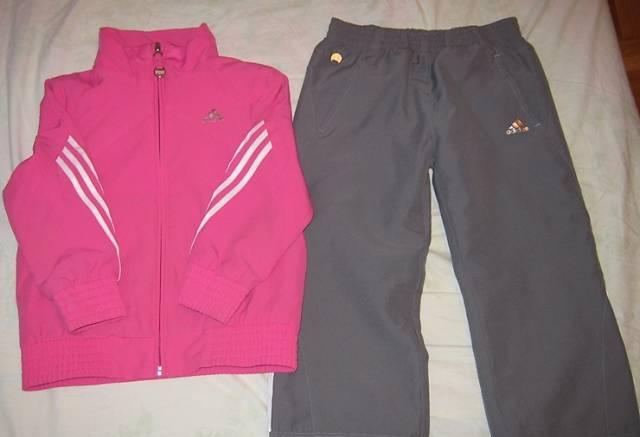 Фирменный спортивный костюм 98 р Москва