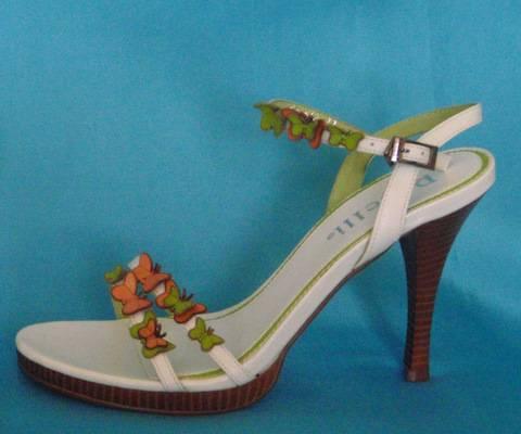 Босоножки новые 37 Москва