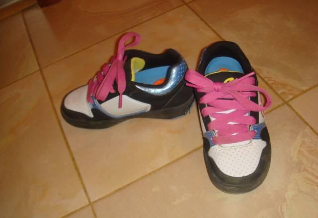 Красовки на колёсиках Санкт-Петербург