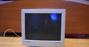 Монитор ЭЛТ Samsung SyncMaster 753S. 17" Санкт-Петербург