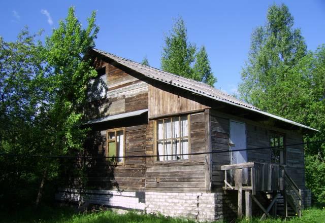 Дача у лесополосы, участок 7,5 соток Санкт-Петербург