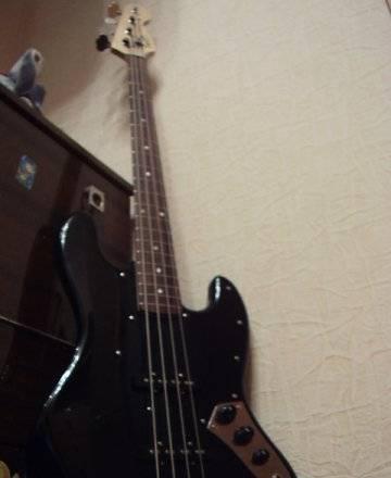 Fender by Squier jazz bass Москва