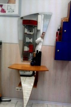 Рабочее место мастера для парикмахерской бу Москва