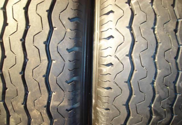 Две грузовые покрышки Dunlop SP 5 195x70x15C Санкт-Петербург