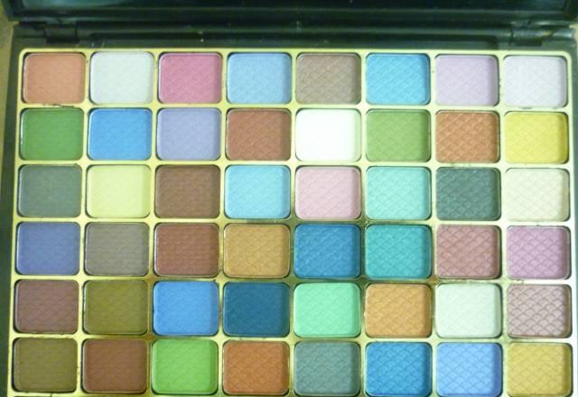 Палитра из 48 теней Москва