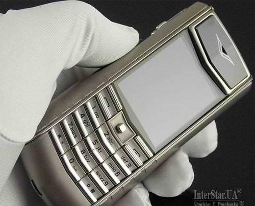 Vertu Ascent Ti устойчив к царапинам Москва