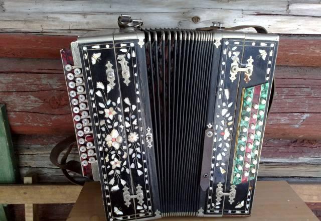 Гармонь Москва