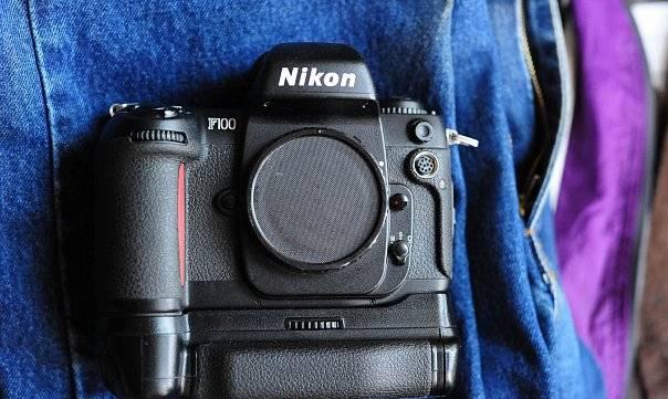 Nikon F100 + MB-15 Москва