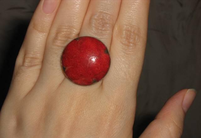 Кольцо из губчатого коралла (в серебре) Москва