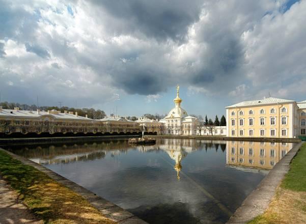 Участок в Петергофе у Фантанов Санкт-Петербург