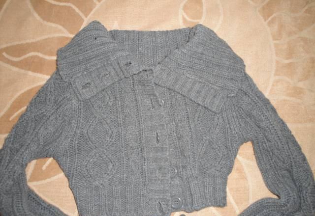 Теплая вязаная кофточка Москва