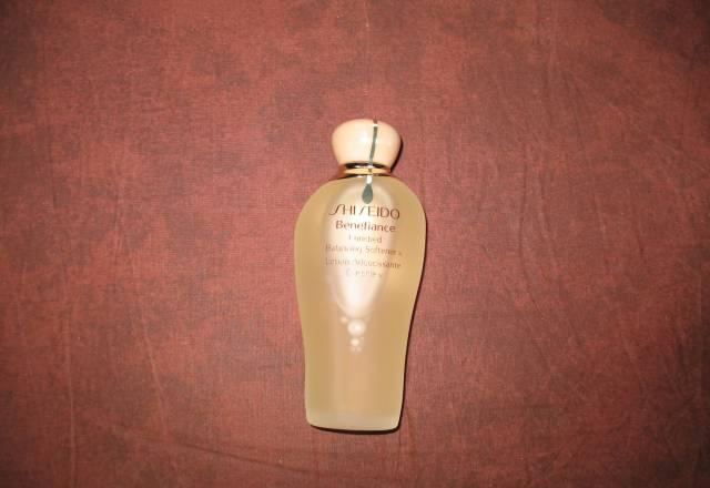 Shiseido benefiance смягчающий обогощенный лосьон Москва
