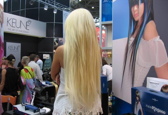 Накладные волосы,хвосты,шиньоны,волосы на заколке Казань