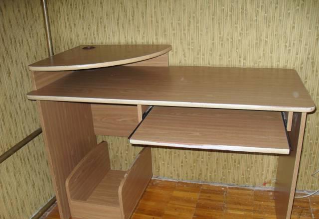 Компьютерный стол Москва