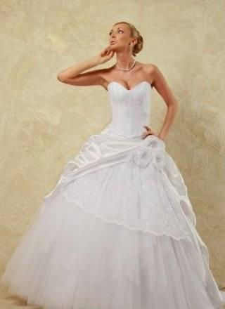 Роскошное свадебное платье Санкт-Петербург