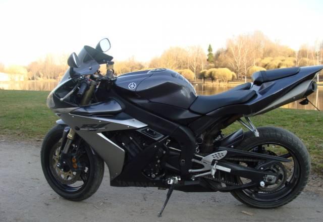 Yamaha R1 Псков