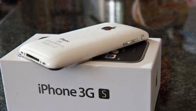 Продаю iPhone 3Gs 16gb белый Санкт-Петербург