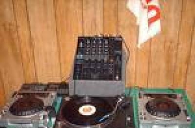 Pioneer DJM-800 4-канальный DJ-микшер W / midi Ульяновск