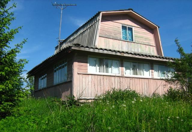 Продаётся дача на озере Боровно Окуловка
