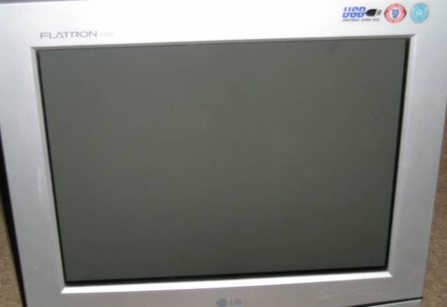 Монитор LG Flatron F700P Москва