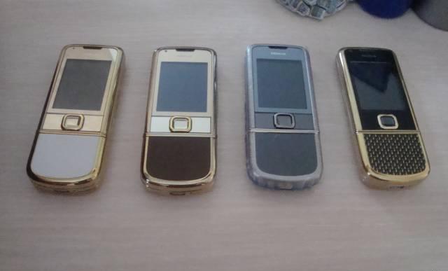 Nokia 8800  (Сarbon, Sapphire, Gold)  (новый) Москва