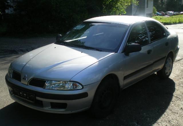 Mitsubishi Carisma, 2002 Санкт-Петербург