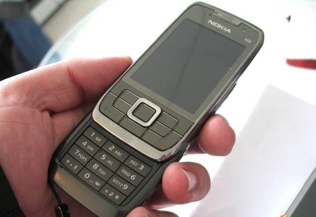 Продам Nokia e66 Grey (рст) Москва