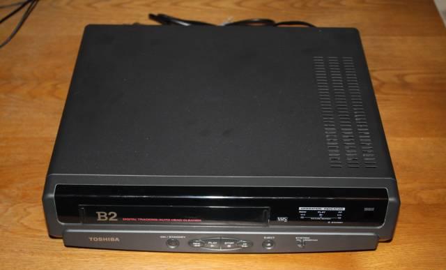 VHS видеомагнитофон Toshiba VCP-B2CZ Москва