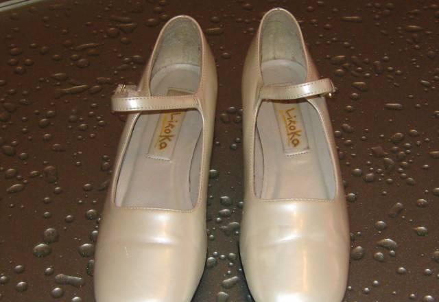 Туфельки на девочку-подростка (р-р.34) Санкт-Петербург