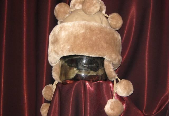 Красивая зимняя шапка для  девочки-подростка Санкт-Петербург