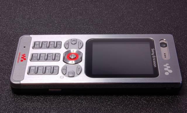Телефон Sony Ericsson W880i Санкт-Петербург