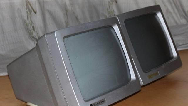 Мониторы   "Электроника МС6105.02"  2 шт Москва